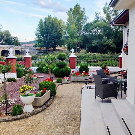 Casa La Riera Βίλα Salinas De Pisuerga Εξωτερικό φωτογραφία